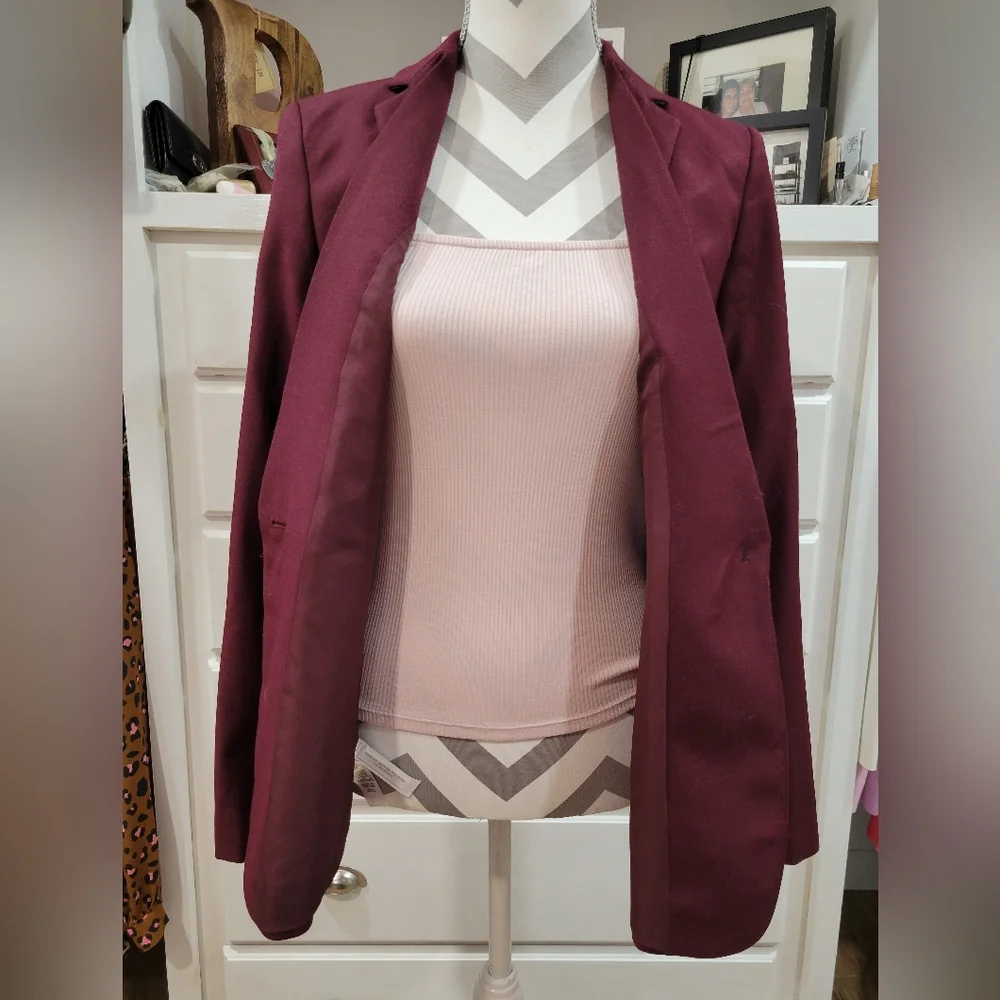 NWT Ann Taylor Burgundy Suit - Picture 4 of 16